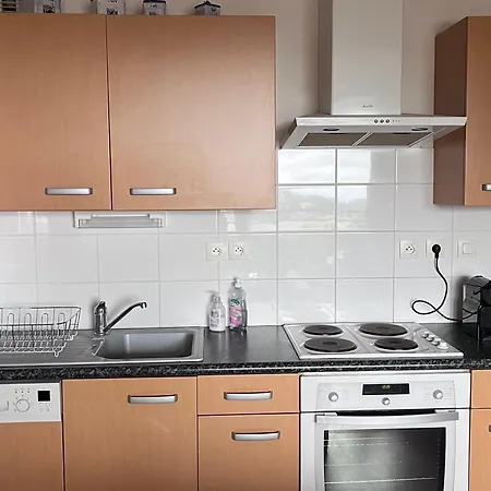 Spacieux Pour 6 Avec Terrasse Et Parking Prive - Fr-1-814-152 Apartment