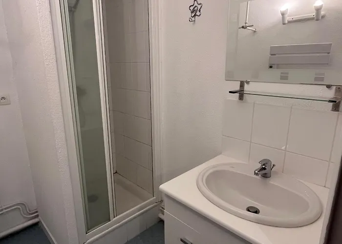 Appartement Spacieux Pour 6 Avec Terrasse Et Parking Privé - Fr-1-814-152 *